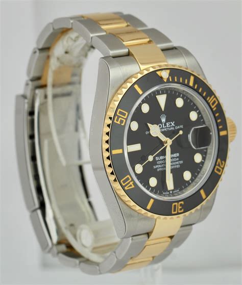 2021 rolex submariner date.